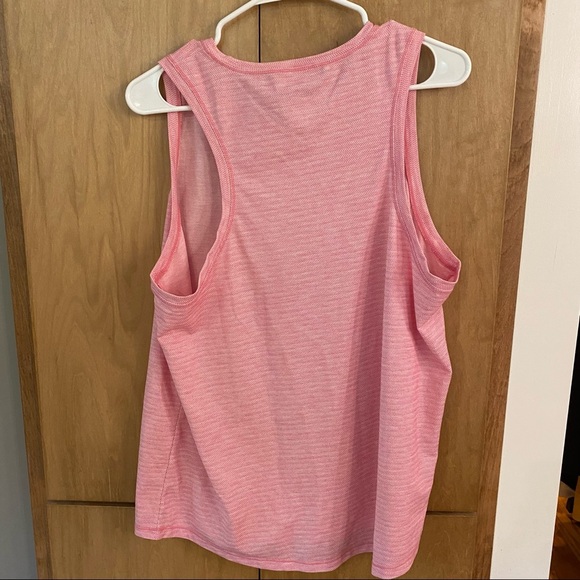 🔥Kirkland Signature - Sleeveless Athletic Tank Top - XL - Picture 2 of 3